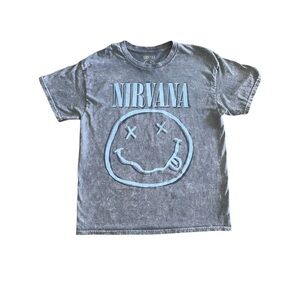 NIRVANA distressed gray/light blue graphic tee - large
